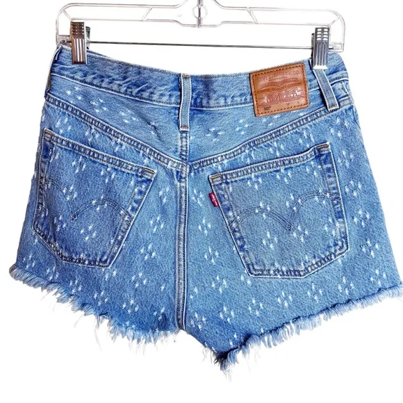 Levi’s Premium Denim Big E 501® High Rise Women’s Shorts In Dottie Blues Size 28 - Picture 3 of 14